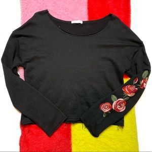 SOCIALITE | Black | Oversized Sweatshirt | Roses